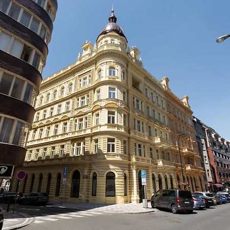 Sunlit Studio Near Wenceslas Square By Prague Days Apartamento Exterior foto