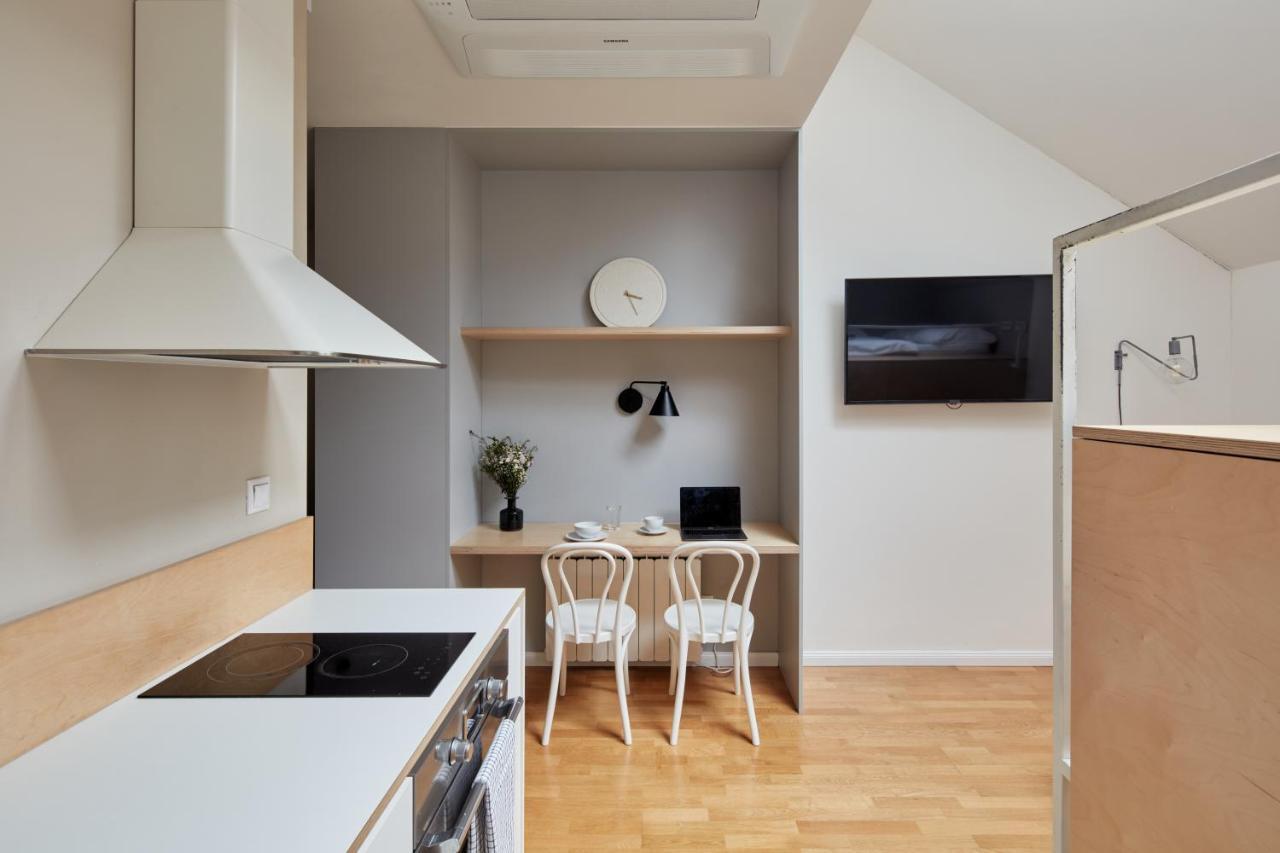 Sunlit Studio Near Wenceslas Square By Prague Days Apartamento Exterior foto